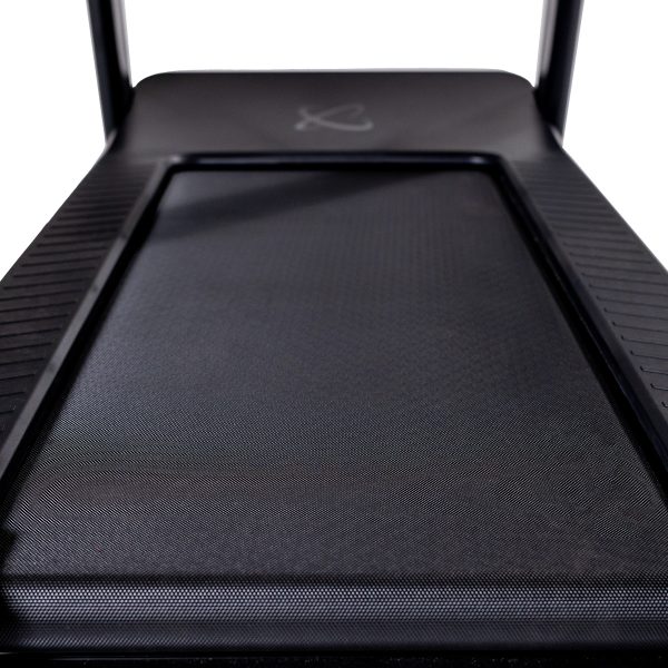 Close up photo of t7s treadmill running surface